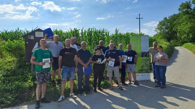 U Otoku Oštarijskom održana demonstracijska aktivnost – Održivo upravljanje štetnim organizmima prema načelima integrirane zaštite bilja u kukuruzu
